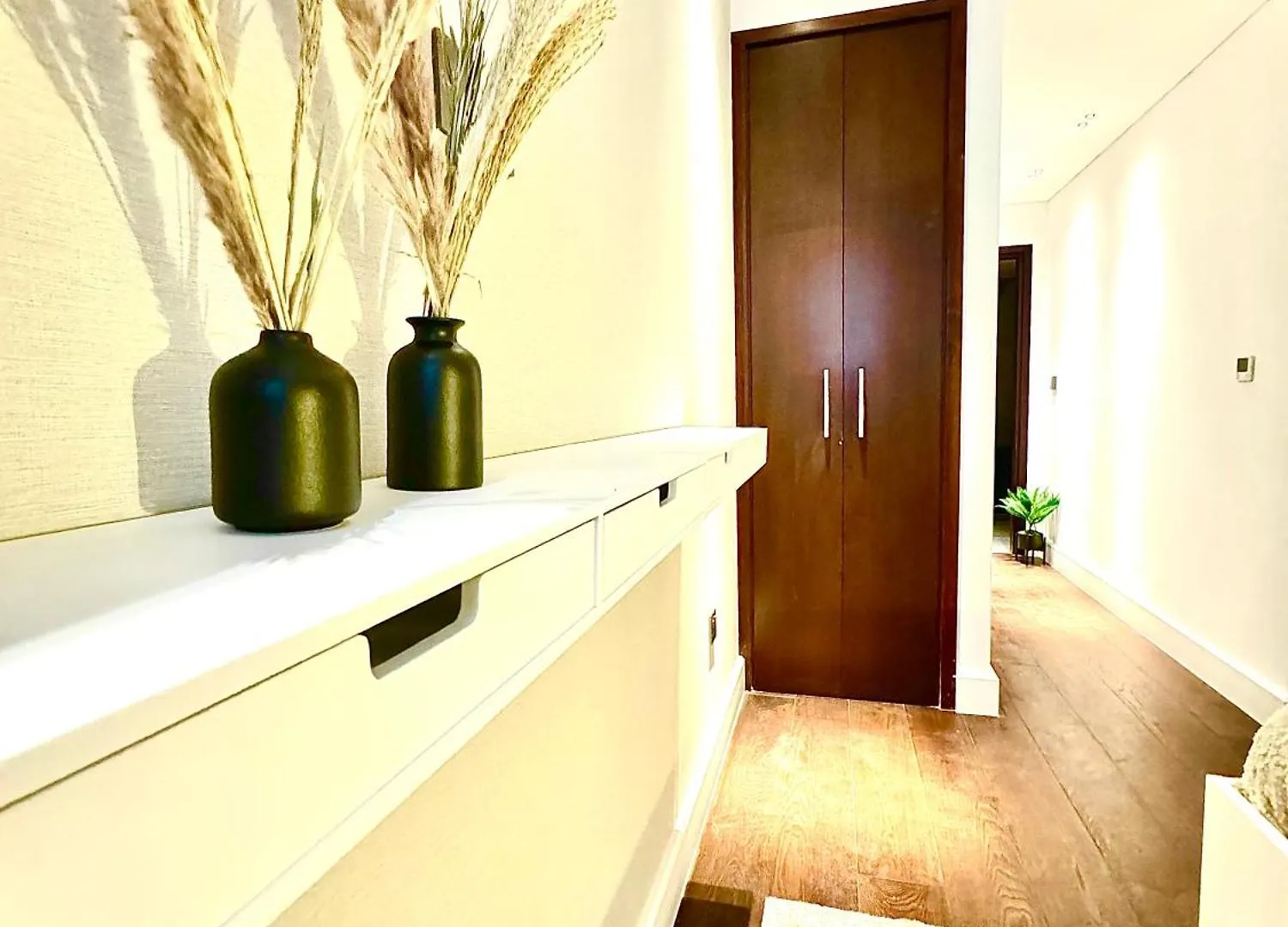 The Burj Khalifa Living - Spectacular Views Of Dubai Fountain - 3 Min Walk To Dubai Mall Apartment 0*,  United Arab Emirates